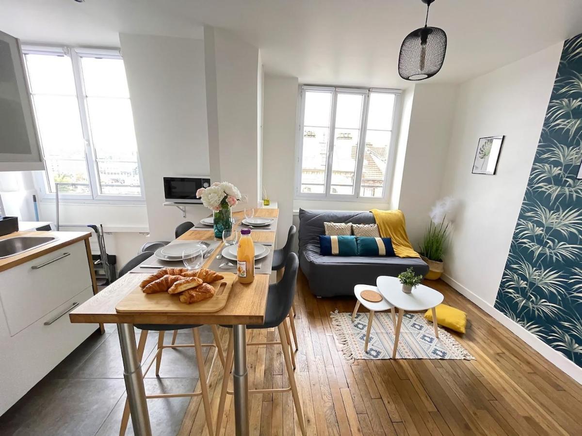 Appartement Tea&Chill - T2 - La tête dans les nuages - proche gare à Aulnay-sous-Bois Extérieur photo